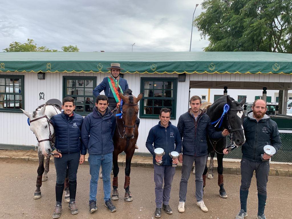 74693576_424167598273210_5488032485533024256_n